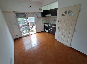 Departamento de 2 ambientes, La Matanza · Departamento 2 Ambientes con Terraza Privada en Ramos Mejia