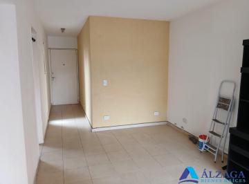 Departamento de 2 ambientes, Quilmes · 2 Ambientes Alquiler Sobre Peatonal. Quilmes Centro
