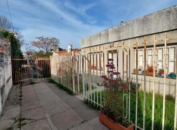 Casa · 100m² · 3 Ambientes · 2 Cocheras · Casa Interna de 2 Dorm..