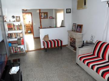 Casa de 4 ambientes, Esteban Echeverría · Casa en Esquina con Quincho - Adelanto U$s 60000 + Cuotas