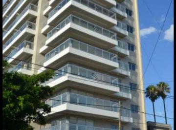Departamento · 75m² · 3 Ambientes · 1 Cochera · Depto Venta de 3 Amb Uriarte 383 "8° e"C/ Cochera