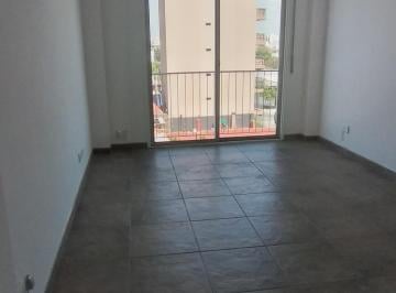 Departamento de 2 ambientes, Parque Patricios · Impecable Dpto. 2 Amb. Cerca Sub T "Linea H"