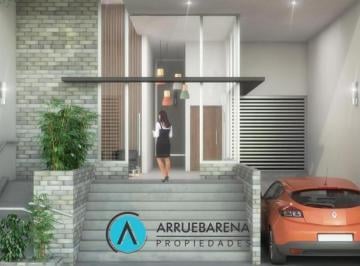 Garage · 13m² · Venta de Cochera en Pleno Centro de Lanusita
