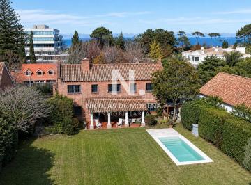Foto1 · Alquiler Temporario de Casa 4 Dorm. en Golf, Punta del Este