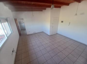 Departamento · 70m² · 3 Ambientes · Departamento en Alquiler en Echesortu