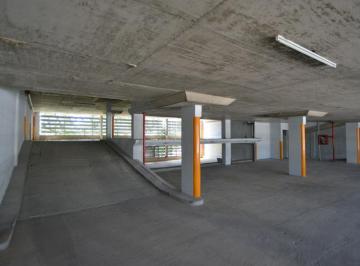 Garage · 17m² · 1 Cochera · Permuto por Auto o 4x4