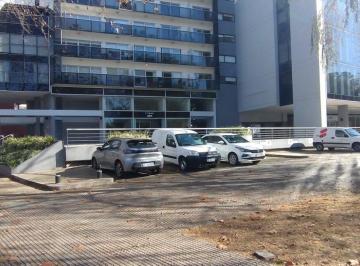 Garage · 12m² · 1 Cochera · Cochera en Venta Vicente Lopez Frente a Edificio Horizons