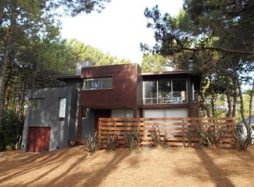 FLM-FLM-242_2 · Casa 3 Dorm.. | Fgta. La Victoria