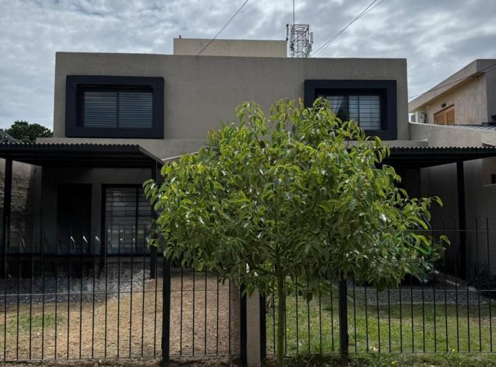 Departamento · 260m² · 3 Ambientes · 1 Cochera