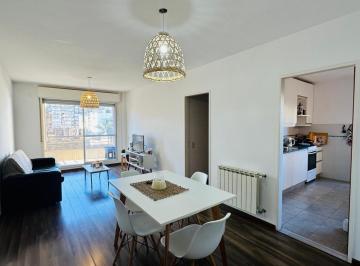 Departamento · 67m² · 3 Ambientes · San Juan 749
