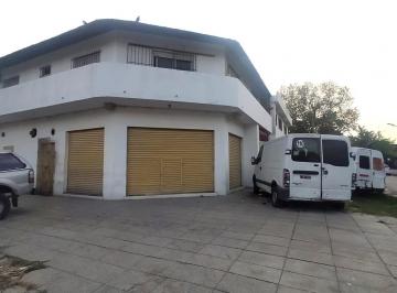 Local comercial de 4 ambientes, Lomas de Zamora · Fondo de Comercio + Local + Importante Vivienda - Retasado