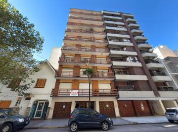 Departamento · 85m² · 2 Dormitorios · 2 Cocheras · Venta Semipiso (3) Ambientes Patio y Cochera Doble La Perla