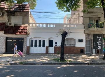 Casa · 90m² · 5 Ambientes · San Nicolas 2110