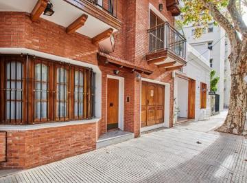 Casa · 203m² · 4 Ambientes · 1 Cochera · Casa de 3 Plantas con Terraza en Belgrano