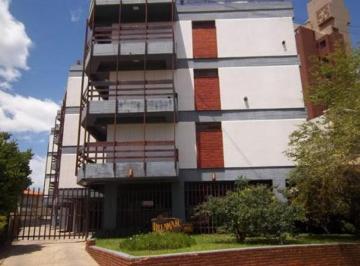 Departamento · 121m² · 5 Ambientes · 1 Cochera · Departamento con 3 Dormitorio en Venta Ubicado Sobre Av 1, Oportunidad!