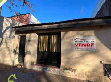 Casa · 120m² · 4 Ambientes · ¡Oportunidad! Casa a Reciclar Rebajada!