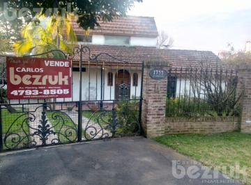 Casa · 398m² · 2 Ambientes · Casa en Venta en Martinez
