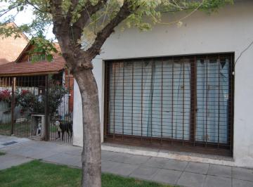 Casa · 90m² · 4 Ambientes · Casa Chalet en Venta en General Pacheco, Tigre, G. B. a. Zona Norte
