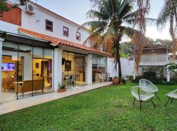 Casa · 350m² · 4 Ambientes · 4 Cocheras · Casa a La Venta Asunción Paraguay