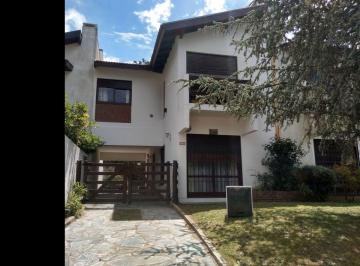 Casa de 4 ambientes, Villa Gesell · Vacaciones Verano 2027 en Villa Gesell