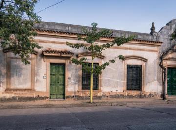 Casa · 495m² · 8 Ambientes · 2 Cocheras · Venta | Casa | Propiedad Emblemática de La Ciudad de Mercedes - Corrientes