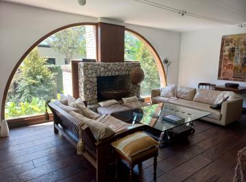 Casa · 436m² · 5 Ambientes · 7 Cocheras · Casa en Venta 4 Dor, Jardín y Pileta en San Jorge Village!