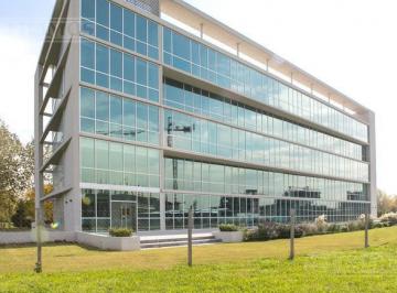 Oficina comercial · 165m² · 5 Ambientes · 3 Cocheras · Oficina Subdividida, Ideal Centro Médico. Skyglass 2, Excelente Acceso Km 42.5 Pilar