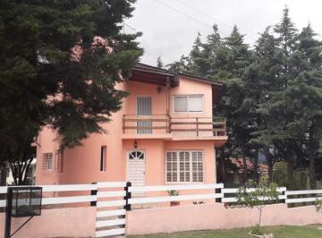 Casa · 215m² · 5 Ambientes · Oportunidad 2x1 Casa Mas Departamento en Tanti