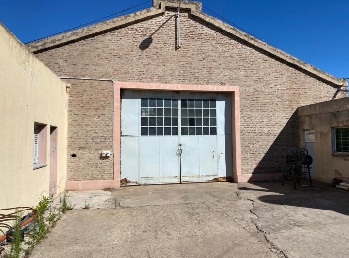 Bodega-Galpón · 300m²