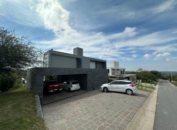 Casa de 7 ambientes, La Calera · La Pankana - Excelente - Vista Norte - 3 Dorm - D/s - Pileta