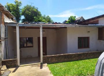Casa · 120m² · 7 Ambientes · Borges Do Canto Vende Casa en Venta Villa Sarita Zona Costanera Norte