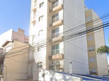 Departamento · 38m² · 2 Ambientes · En Alquiler Departamento de 2 Ambientes Frente con Balcon F: 9704