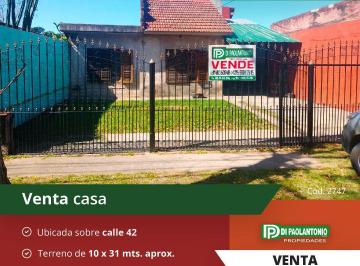 Casa · 310m² · 3 Ambientes · Casa - Platanos