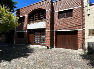 Casa de 5 ambientes, La Plata · Casa Venta La Plata 4 Dorm.