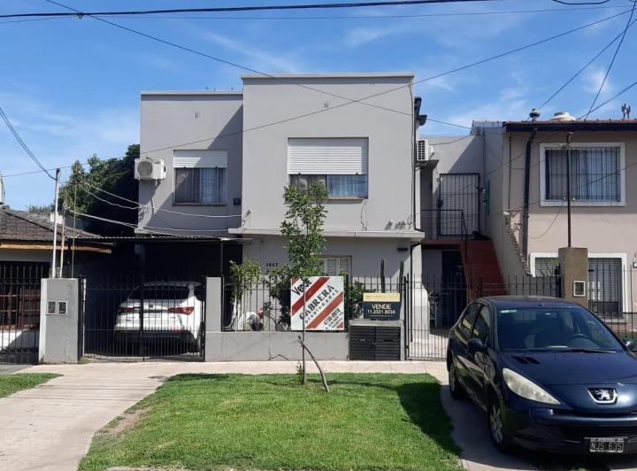 Casa · 132m² · 4 Ambientes · 1 Cochera