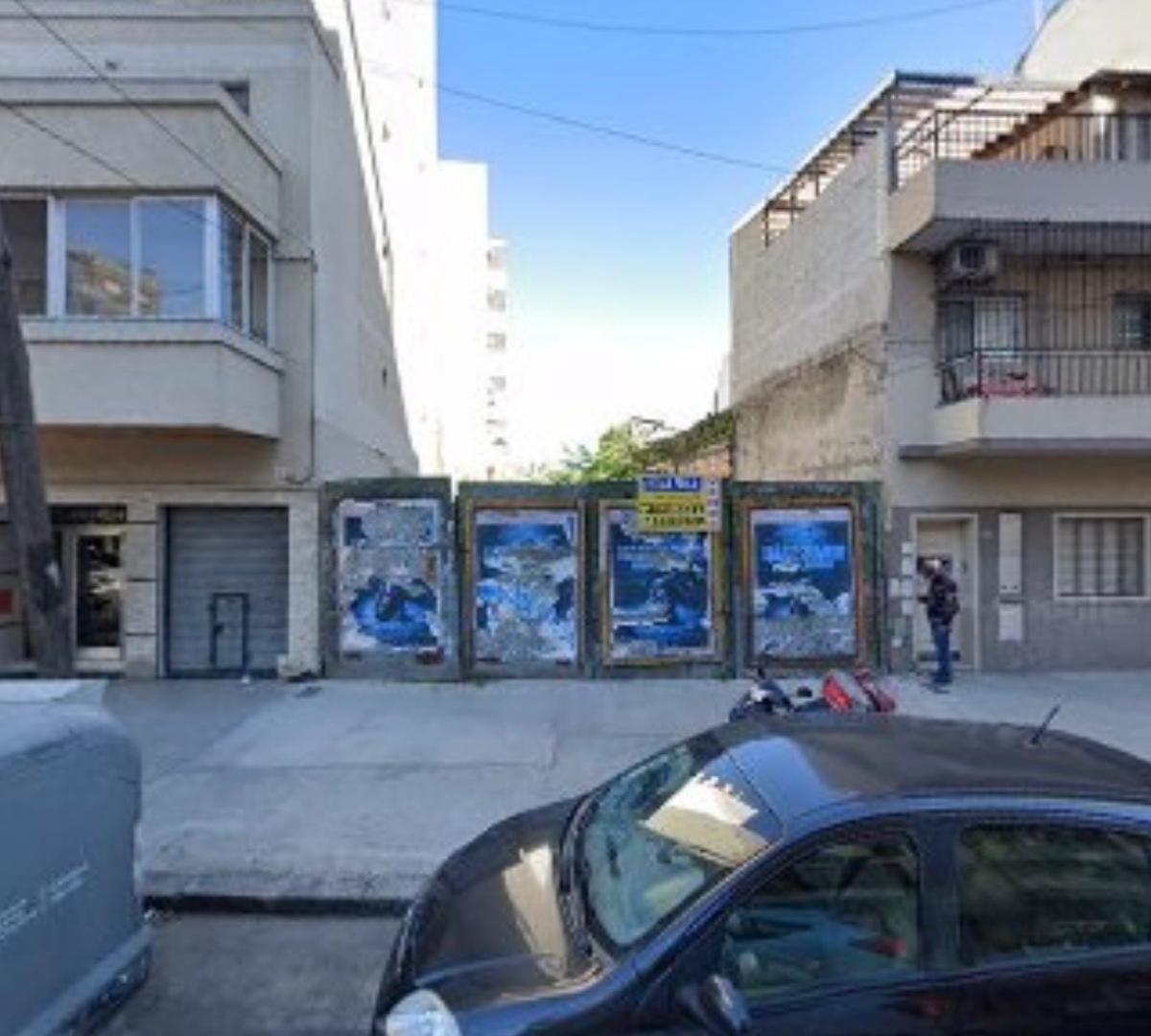 Ramon L Falcon 6600, Liniers, Capital Federal