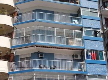 Departamento de 3 ambientes, Villa Crespo · 3 Ambientes Al Frente con Balcon Cocina Baño Equipados Av Estado de Israel 4504