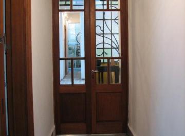 Casa · 193m² · 7 Dormitorios · Venta Casa Planta Baja. 7 Hab. 2 Baños. 2 Patios. (Balcarce 300)
