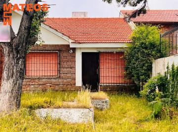 Casa de 3 ambientes, Mar del Tuyú · Chalet 1/2 Lote Propio - Excelente Estado y Ubicación 1 N 6743
