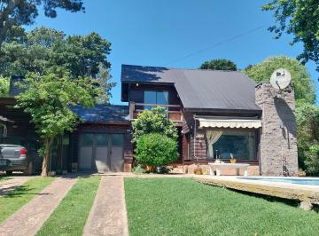 Casa de 5 ambientes, Mar del Plata · Chalet en Venta en Sierra de Los Padres. Gas Natural Conectado