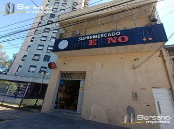 Casa · 416m² · 8 Ambientes · Venta Oportunidad Unica! Local con Vivienda en Dos Plantas con Depósito, Bodega y Terraza. Villa