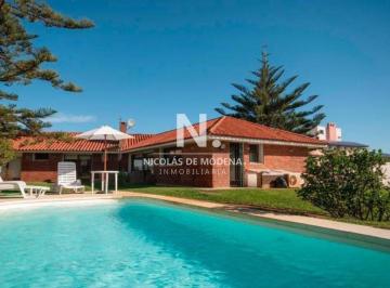 Foto1 · Excelente Casa en Venta y Alquiler - Playa Mansa de 4 Dorm.