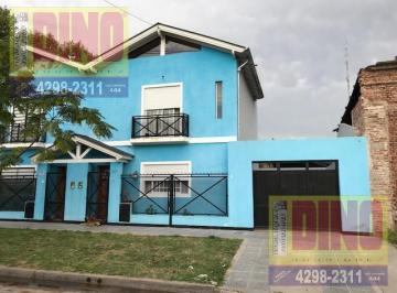 Casa · 140m² · 3 Ambientes · 2 Cocheras · Duplex en Llavallol - 2 Dorm. - Garage 2 Autos - Gabriel Suarez - Venta
