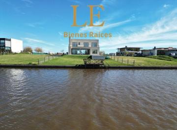 Casa · 330m² · 5 Ambientes · 4 Cocheras · Venta Casa El Naudir Al Rio
