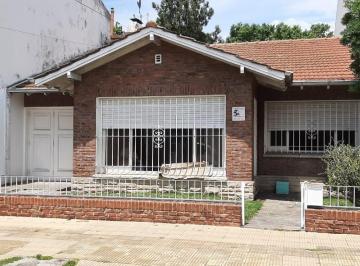 Casa de 3 ambientes, San Isidro · Alquiler Julio 2026 – $1.350.000. - Excelente Chalet 3 Ambientes con Cochera