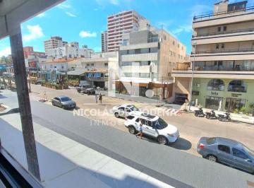 Foto1 · Vende Apartamento de 2 Dorm. en Peninsula, Punta del Este
