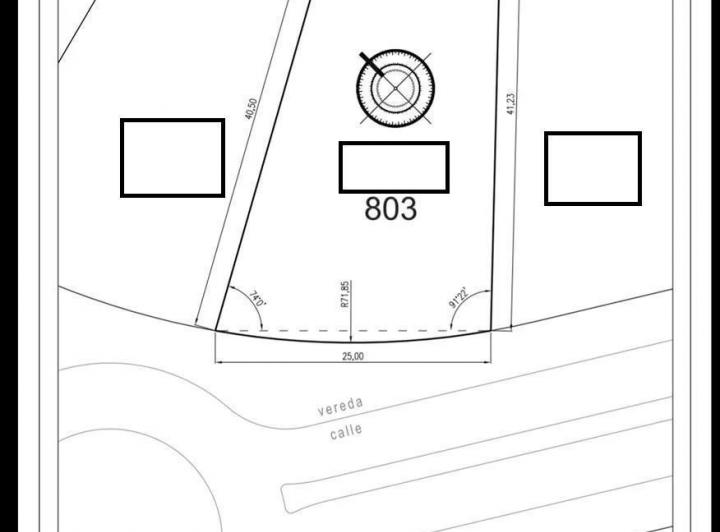 Terreno · 805m²