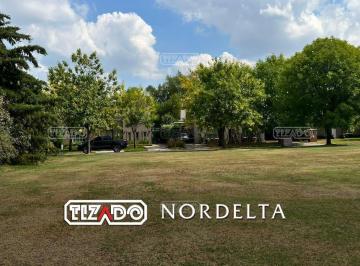 Terreno · 829m² · Terreno Lote en Venta en San Isidro Labrador, Villanueva, Tigre