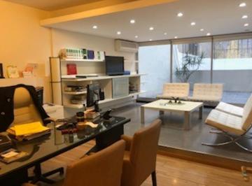 Oficina comercial · 110m² · 6 Ambientes · Oficina a Nuevo con Patio 5 Despachos + Recepcion y Cocina