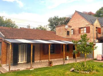 Casa · 150m² · 3 Ambientes · 4 Cocheras · Casa en Lote de 16 m X 46 m Monte Grande!